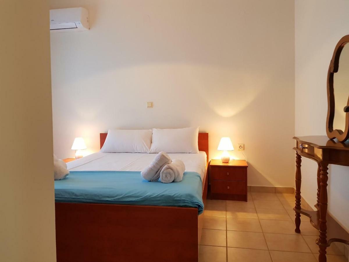 Dionysia Rooms Lefkáda Buitenkant foto